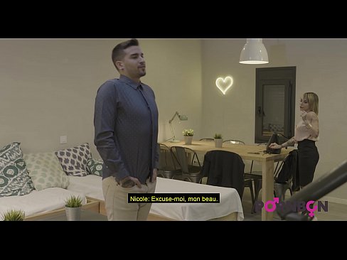 ❤️ PORNBCN 4K 一个成熟的女人与大乳房要肛门性交年轻的男妓与大阴茎口交amortism硬他妈的手工作狗风格阴部舔高潮法语字幕 Sex video